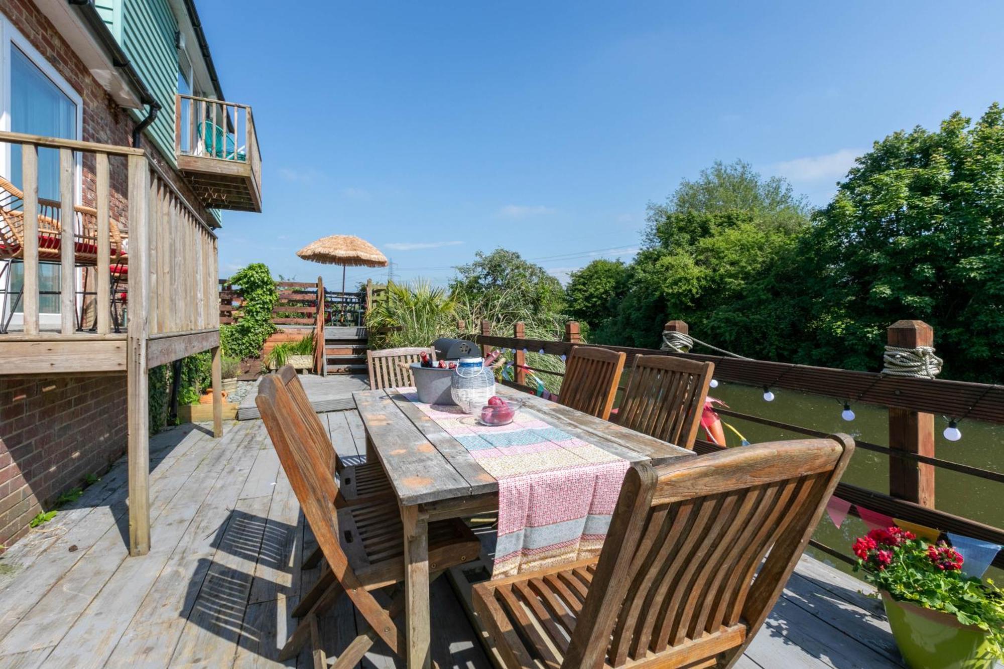 Riverside Escape Iden Rye Villa Kültér fotó