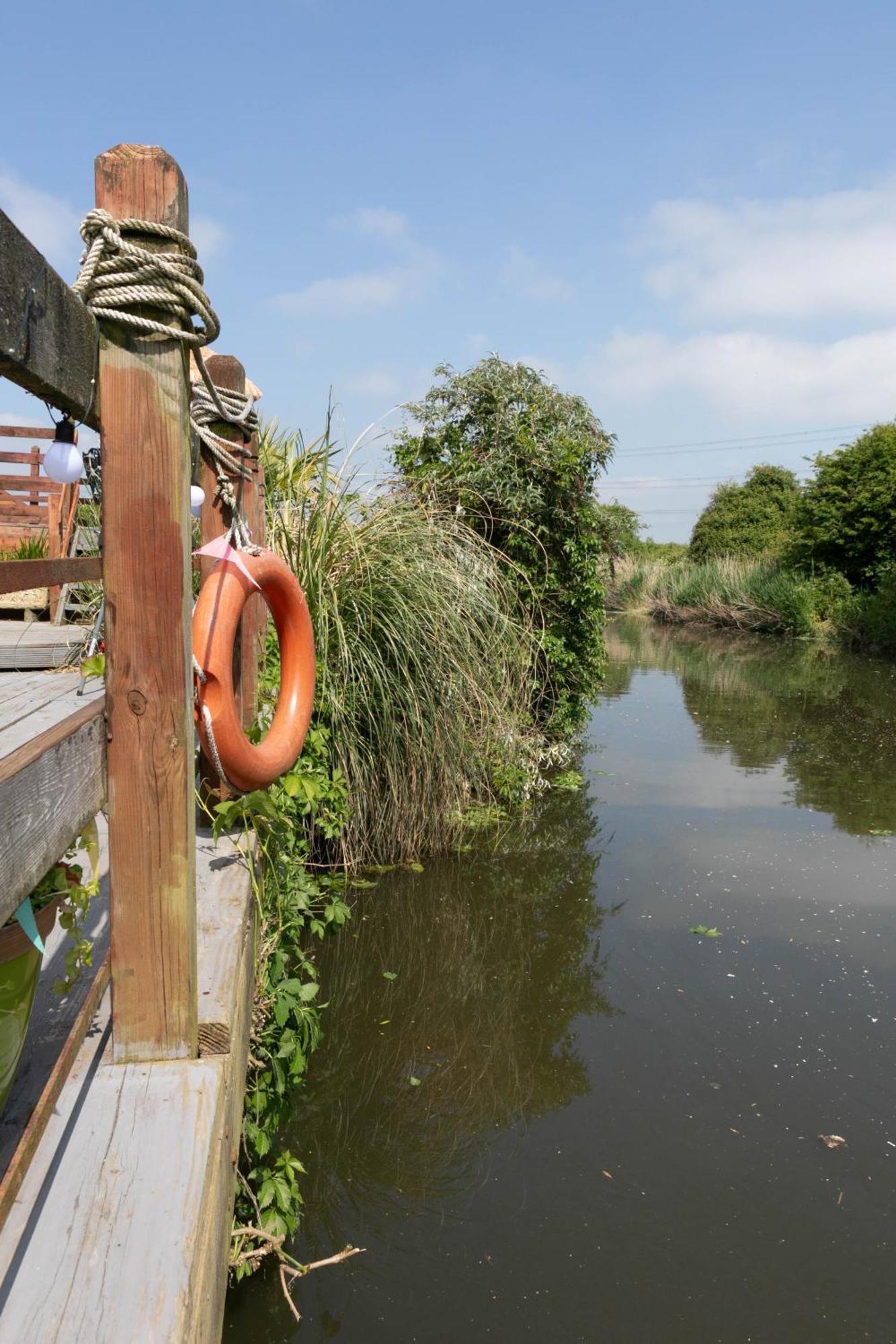 Riverside Escape Iden Rye Villa Kültér fotó